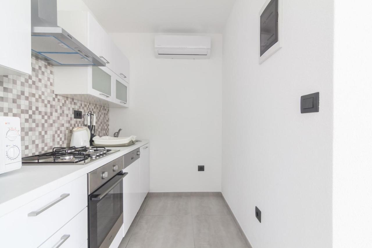 New Family 2 Bedroom Apartment Vodnjan Dış mekan fotoğraf